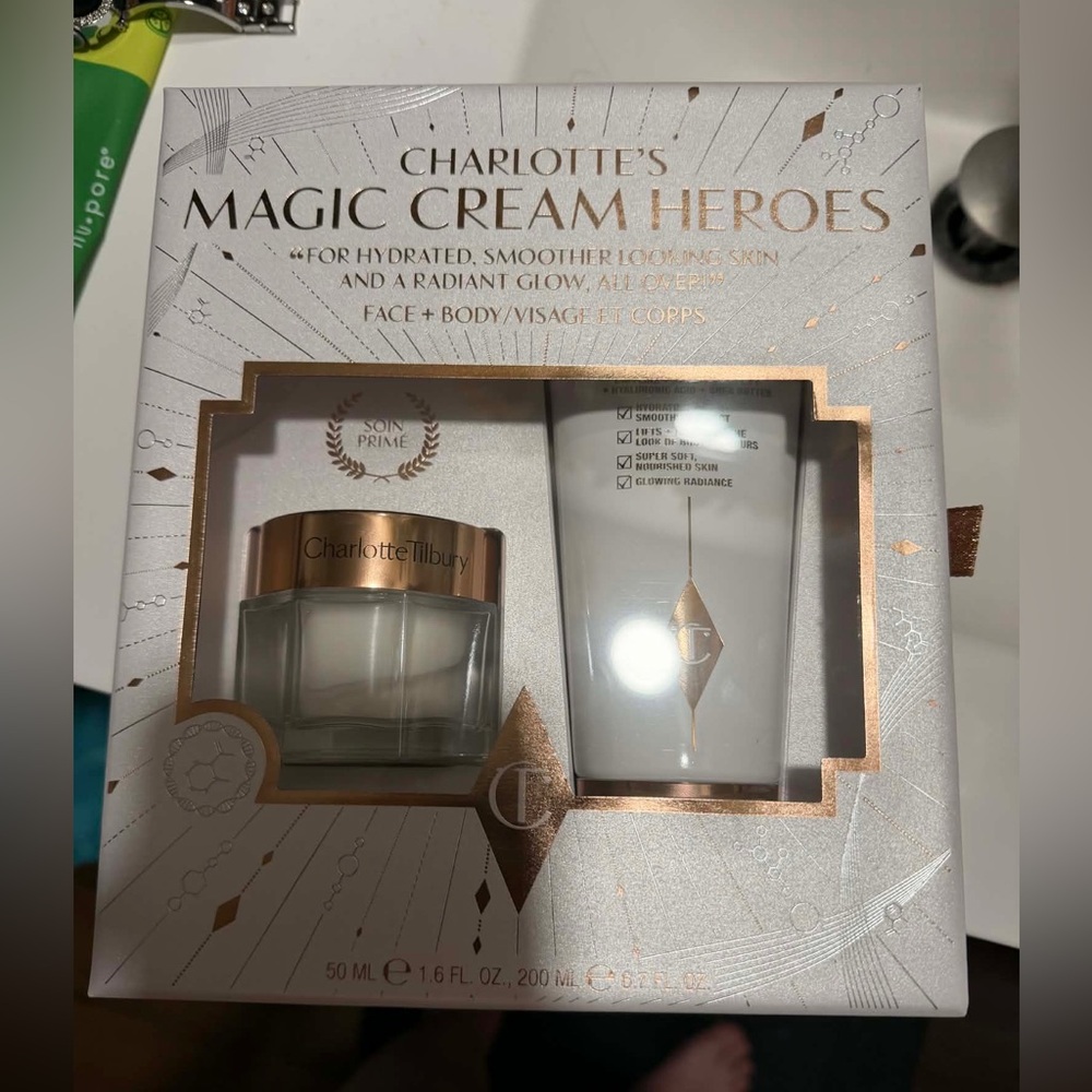 Charlotte Tilbury Magic Cream Heroes Set - White & Rose Gold Accents